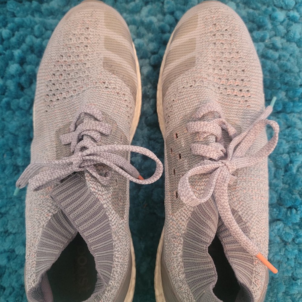 Men’s Adidas Ultra Boost Gray Size 11